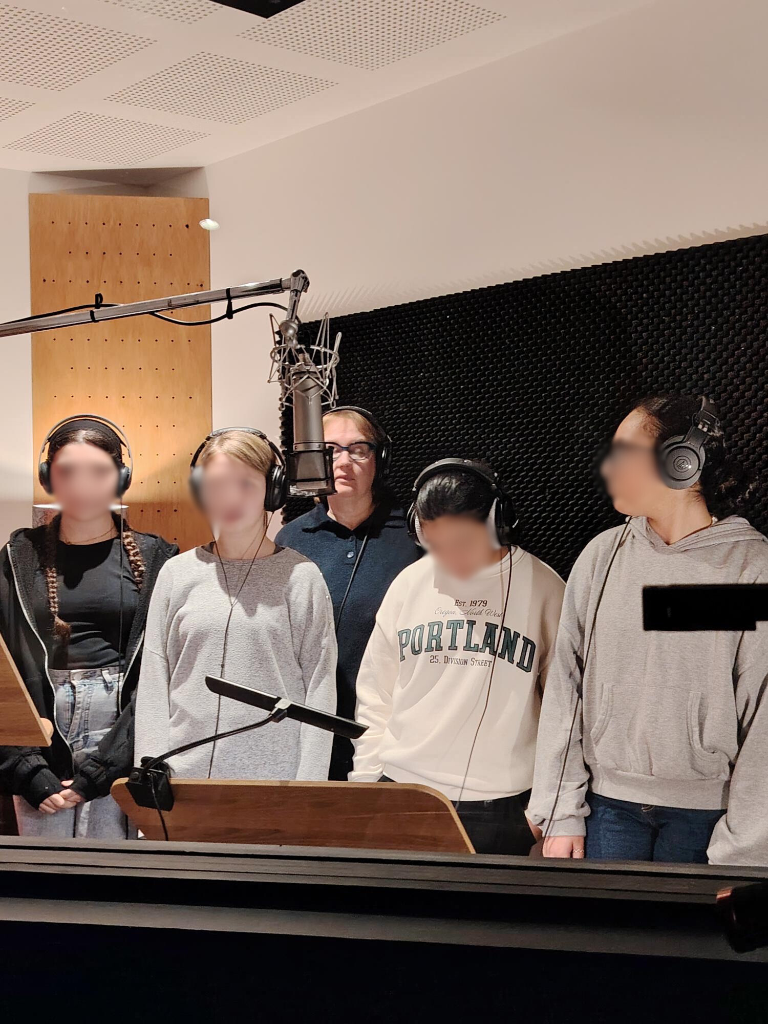 d0fb4dfe-0fe6-47d0-b718-94733661a1ae d0fb4dfe-0fe6-47d0-b718-94733661a1ae